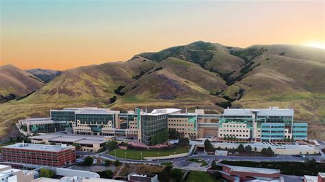 Huntsman cancer institute - Jul 28, 2022 · Huntsman Cancer Institute ranks 33rd nationally for cancer care according to U.S. News and World Report. More than 4,500 medical centers were evaluated on patient safety, outcomes, research programs, and more, as well as a survey of physicians. 
